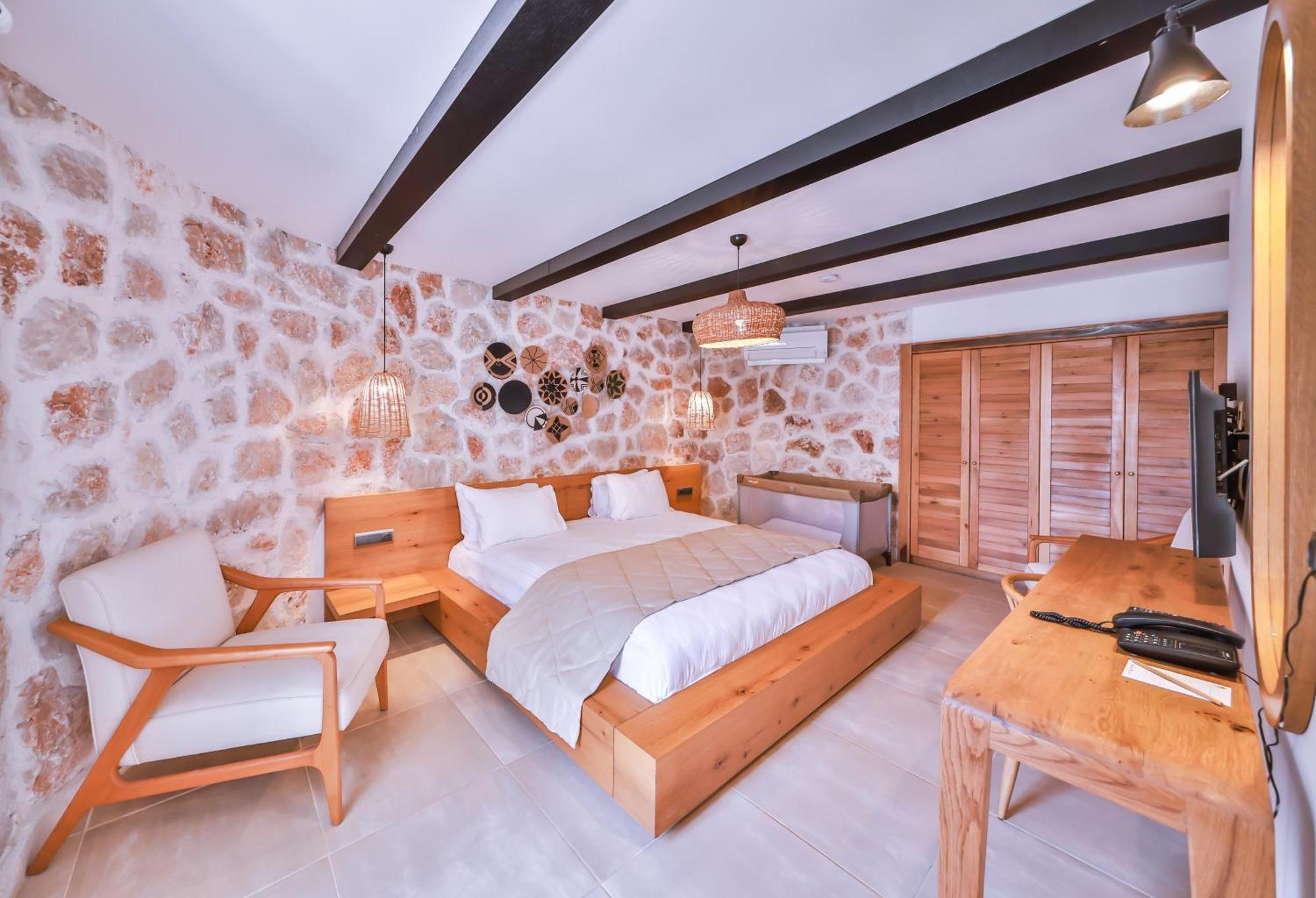 Molino Hotel Каш Екстериор снимка
