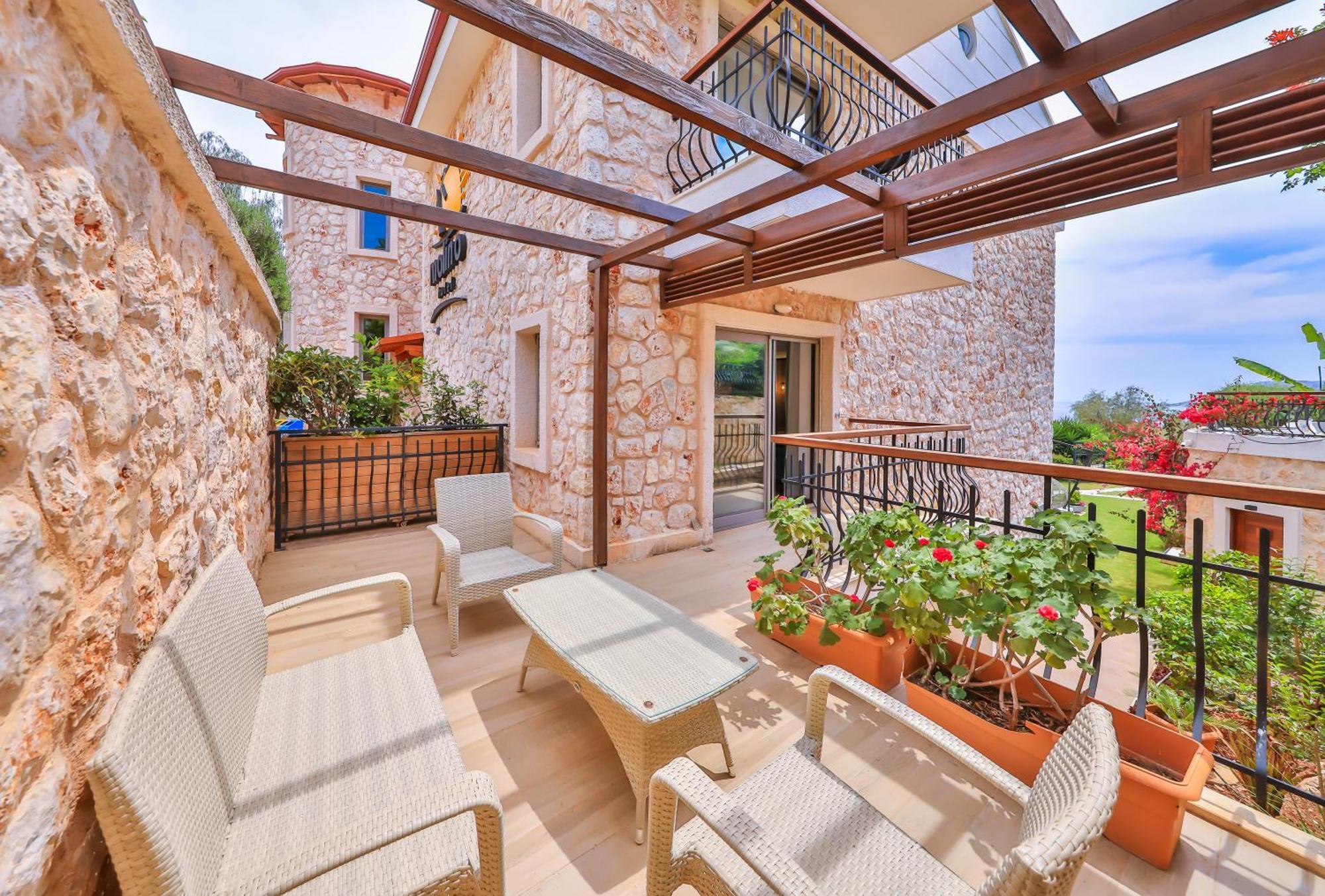 Molino Hotel Каш Екстериор снимка